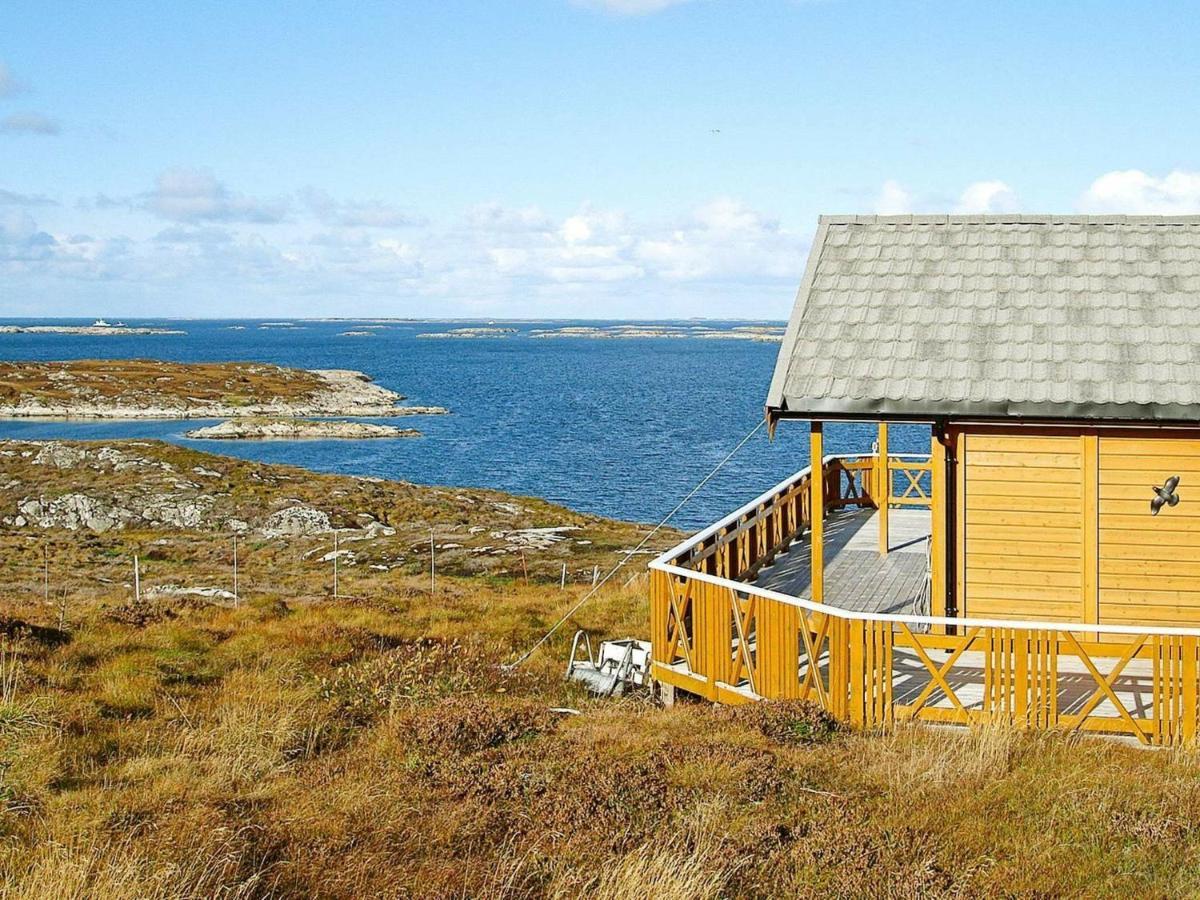 Three-Bedroom Holiday Home In Dyrvik Tuvnes Kültér fotó